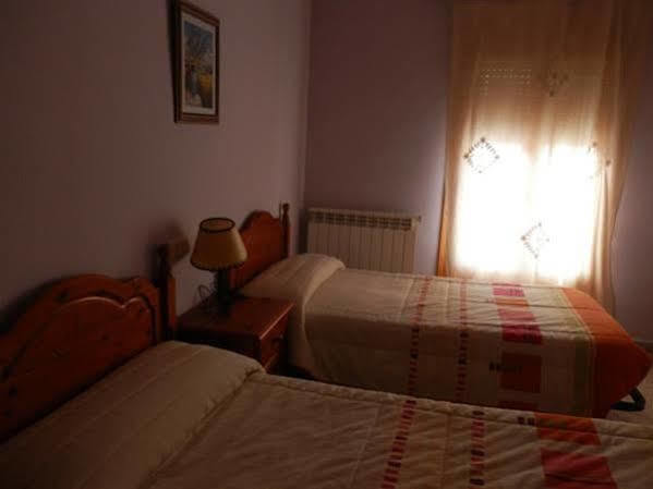 Hostal El Portalico Linares de Mora Kültér fotó