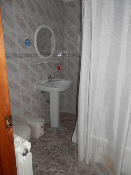 Hostal El Portalico Linares de Mora Kültér fotó