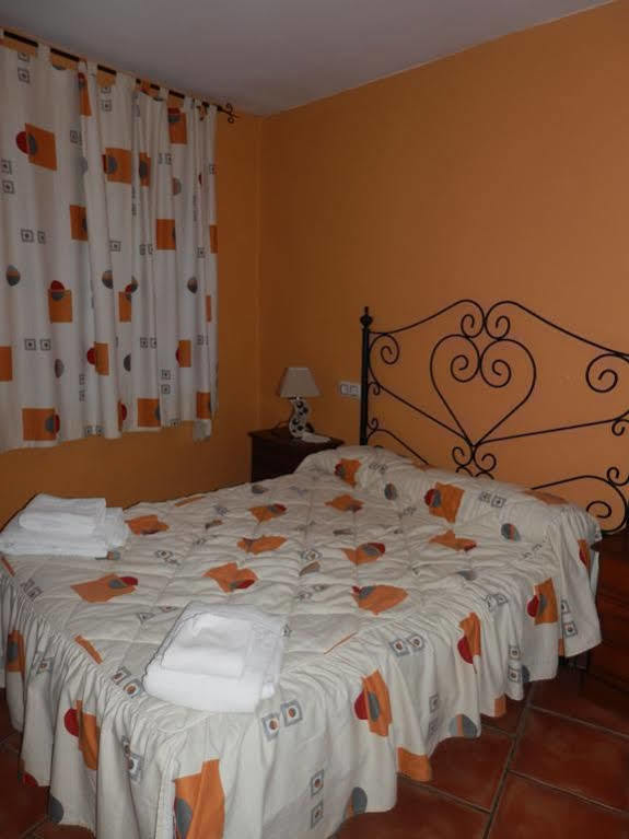 Hostal El Portalico Linares de Mora Kültér fotó